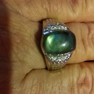 MEN'S) *LABRADORITE* & SHIMMERY, GENUINE WHITE TOPAZ RING. SIZE 13.